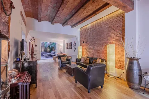 Купить квартиру в Барселона, Испания с 2 комнаты, № 1739 - фото 8