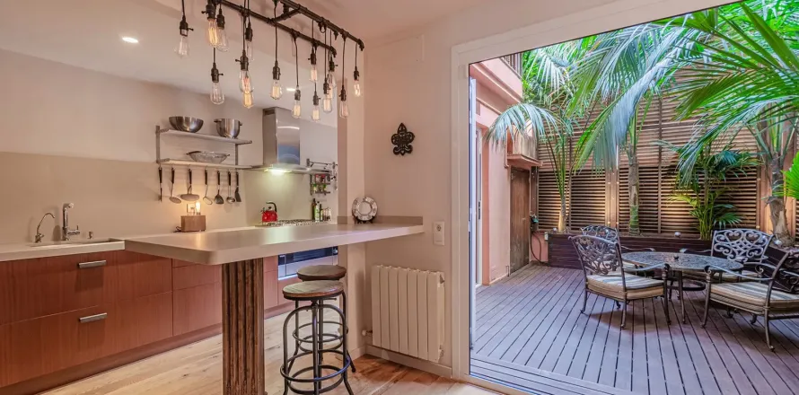 Квартира с 1 спальней в Барселоне, Каталония, Испания № 1739