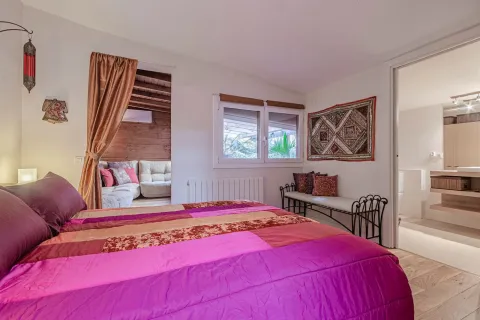 Купить квартиру в Барселона, Испания с 2 комнаты, № 1739 - фото 16