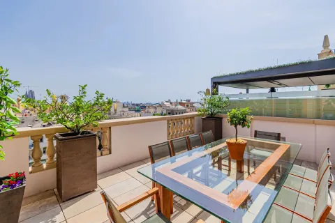 Купить квартиру в Барселона, Испания с 5 комнат, № 1745 - фото 22