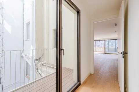 Купить квартиру в Барселона, Испания с 6 комнат, № 1742 - фото 12