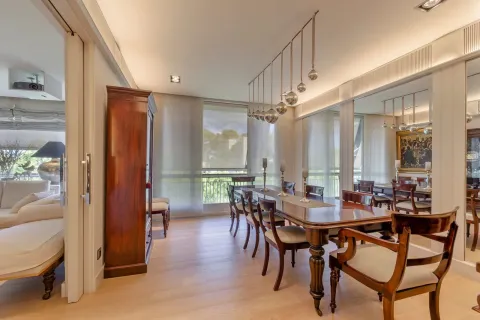 Купить квартиру в Барселона, Испания с 5 комнат, № 1744 - фото 5