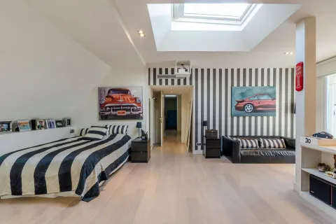 Купить квартиру в Барселона, Испания с 5 комнат, № 1744 - фото 19