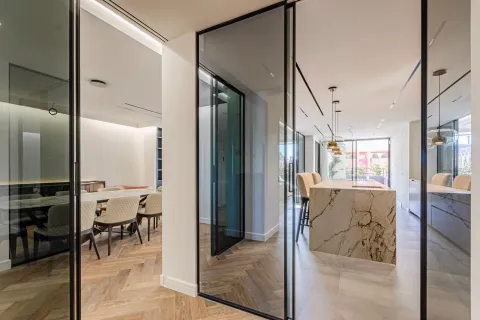 Купить квартиру в Барселона, Испания с 4 комнаты, № 1741 - фото 5