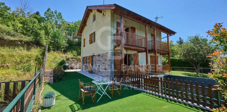 3 bedrooms house for sale in Catalonia, Spain № 5862