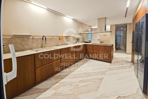 5 bedrooms apartment for sale in Barcelona, Catalonia, Spain № 5863 - photo 9