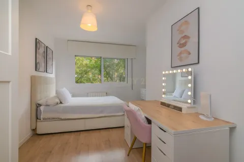 Apartamento de 3 dormitorios en venta en Sant Joan Despí, Barcelona, Cataluña, Spain № 6934 - foto 21