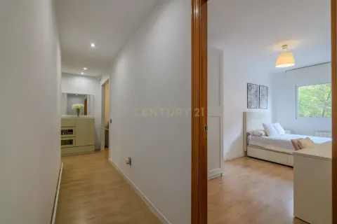 Apartamento de 3 dormitorios en venta en Sant Joan Despí, Barcelona, Cataluña, Spain № 6934 - foto 19