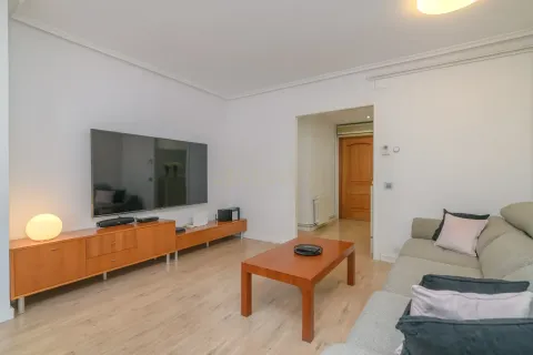 Apartamento de 3 dormitorios en venta en Sant Joan Despí, Barcelona, Cataluña, Spain № 6934 - foto 16
