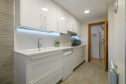 Apartamento de 3 dormitorios en venta en Sant Joan Despí, Barcelona, Cataluña, Spain № 6934 - foto 4