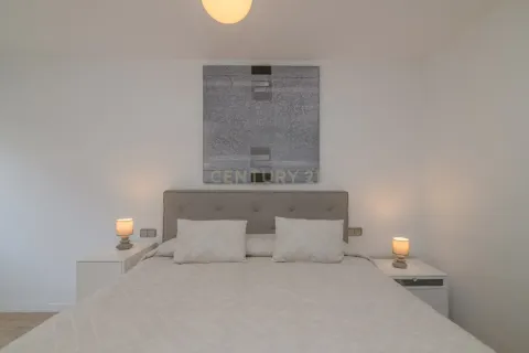 Apartamento de 3 dormitorios en venta en Sant Joan Despí, Barcelona, Cataluña, Spain № 6934 - foto 28