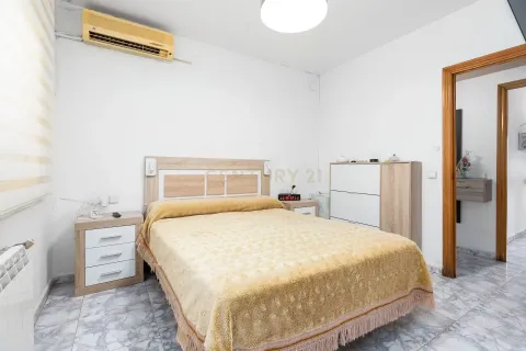 Сasa de 4 dormitorios en venta en Llica D'amunt, Barcelona, Cataluña, Spain № 6935 - foto 20