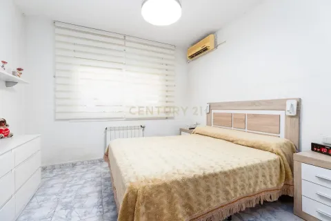 Сasa de 4 dormitorios en venta en Llica D'amunt, Barcelona, Cataluña, Spain № 6935 - foto 21