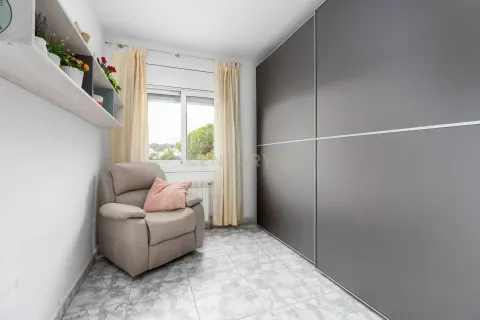 Сasa de 4 dormitorios en venta en Llica D'amunt, Barcelona, Cataluña, Spain № 6935 - foto 18