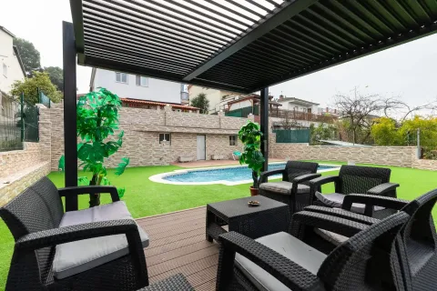 4 bedrooms house for sale in Llica D'amunt, Barcelona, Catalonia, Spain № 6935