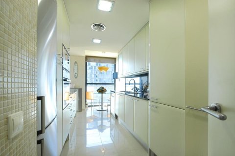 Купить квартиру в Барселона, Испания с 3 спальни, 176м², № 1124 - фото 14