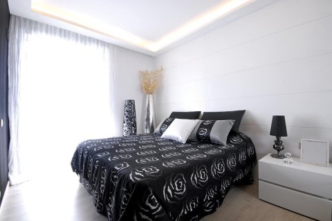 Купить квартиру в Барселона, Испания с 3 спальни, 176м², № 1124 - фото 22