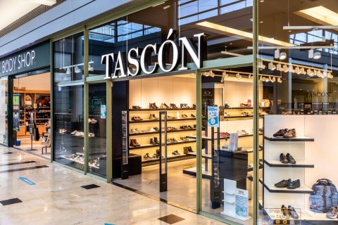 Propiedad comercial de 258 m² en venta en Barcelona, Cataluña, Spain № 1127 - foto 2