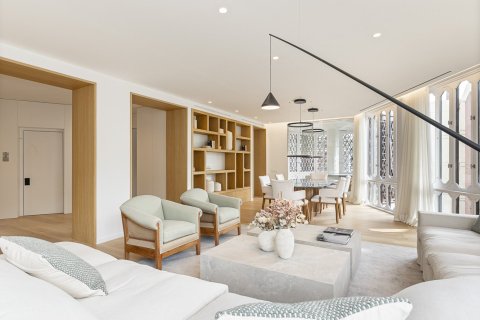 Купить квартиру в Барселона, Испания с 5 спален, 273м², № 1128 - фото 10