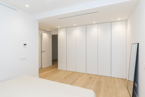 Купить квартиру в Барселона, Испания с 5 спален, 273м², № 1128 - фото 19