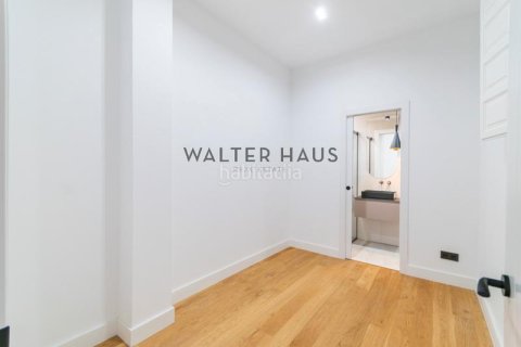 Купить квартиру в Эшампле, Испания с 4 спальни, 140м², № 2227 - фото 13