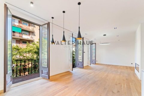 Купить квартиру в Эшампле, Испания с 4 спальни, 140м², № 2227 - фото 2