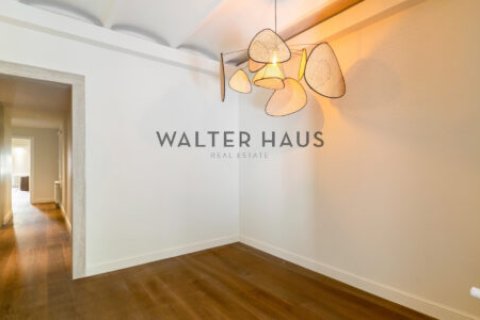 Купить квартиру в Эшампле, Испания с 3 спальни, 161м², № 2232 - фото 30