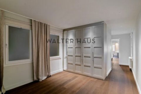 Купить квартиру в Эшампле, Испания с 3 спальни, 161м², № 2232 - фото 23