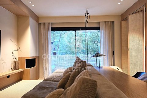 Apartamento de 2 dormitorios en venta en Barcelona, Cataluña, Spain № 5588 - foto 2