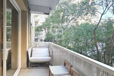 Apartamento de 2 dormitorios en venta en Barcelona, Cataluña, Spain № 5588 - foto 3