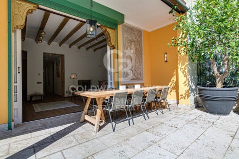 4 bedrooms apartment for sale in Barcelona, Catalonia, Spain № 5592 - photo 3