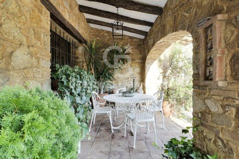 5 bedrooms house for sale in Caldes de Malavella, Girona, Catalonia, Spain № 5590 - photo 14