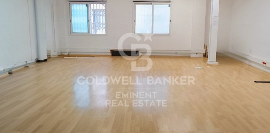400 sq.m. commercial property for sale in Barcelona, Catalonia, Spain № 5591