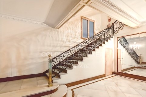 5 bedrooms apartment for sale in Barcelona, Catalonia, Spain № 5593 - photo 12