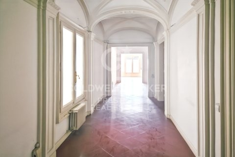 5 bedrooms apartment for sale in Barcelona, Catalonia, Spain № 5593 - photo 8