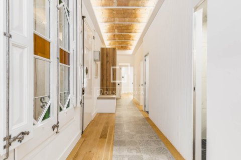 4 chambres apartment à vendre à Barcelona, Catalonia, Spain № 4297 - photo 9