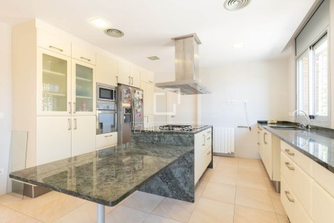 5 chambres villa à vendre à Castelldefels, Barcelona, Catalonia, Spain № 4293 - photo 5