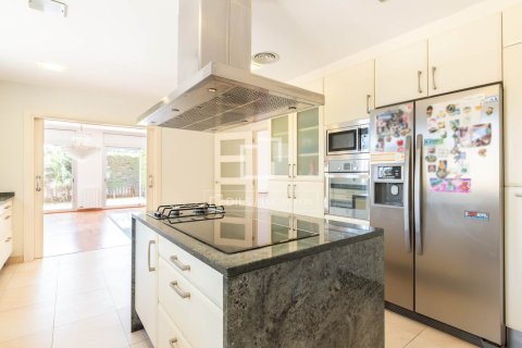 5 chambres villa à vendre à Castelldefels, Barcelona, Catalonia, Spain № 4293 - photo 4