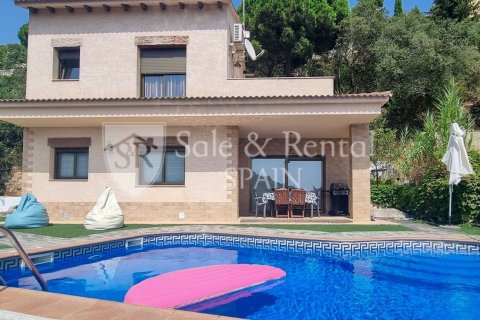 3 bedrooms house for sale in Lloret de Mar, Girona, Catalonia, Spain № 6686
