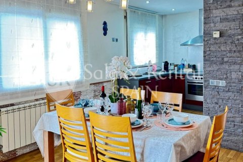 3 bedrooms house for sale in Lloret de Mar, Girona, Catalonia, Spain № 6686 - photo 5