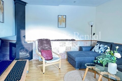 3 bedrooms house for sale in Lloret de Mar, Girona, Catalonia, Spain № 6686 - photo 11