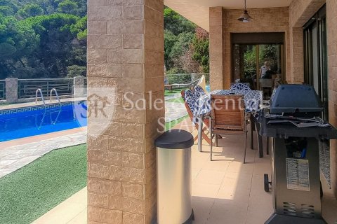 3 bedrooms house for sale in Lloret de Mar, Girona, Catalonia, Spain № 6686 - photo 4