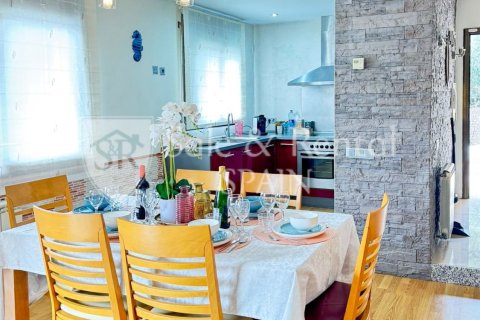 3 bedrooms house for sale in Lloret de Mar, Girona, Catalonia, Spain № 6686 - photo 8