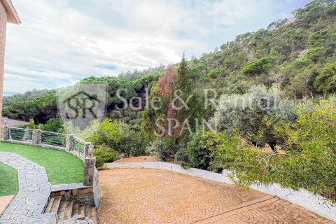 3 bedrooms house for sale in Lloret de Mar, Girona, Catalonia, Spain № 6686 - photo 3