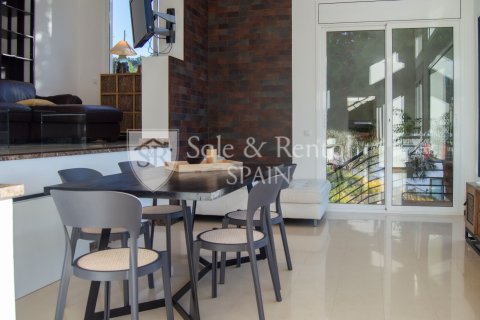 6 bedrooms house for sale in Lloret de Mar, Girona, Catalonia, Spain № 6685 - photo 16