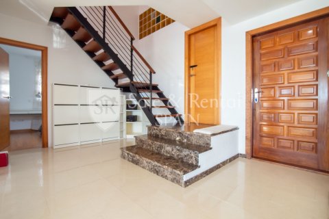 6 bedrooms house for sale in Lloret de Mar, Girona, Catalonia, Spain № 6685 - photo 3