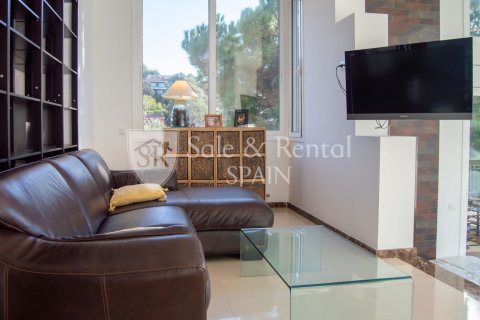 6 bedrooms house for sale in Lloret de Mar, Girona, Catalonia, Spain № 6685 - photo 14
