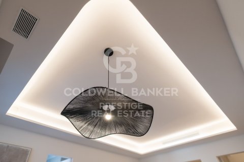 Apartamento de 3 dormitorios en venta en Barcelona, Cataluña, Spain № 5542 - foto 6