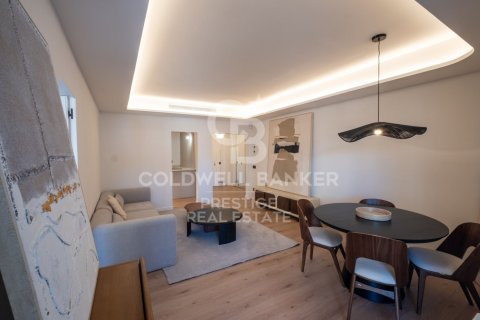 Apartamento de 3 dormitorios en venta en Barcelona, Cataluña, Spain № 5542 - foto 5