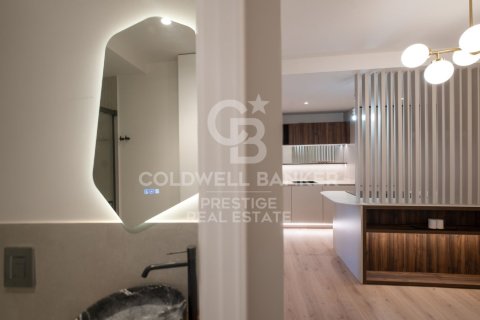 Apartamento de 3 dormitorios en venta en Barcelona, Cataluña, Spain № 5542 - foto 11